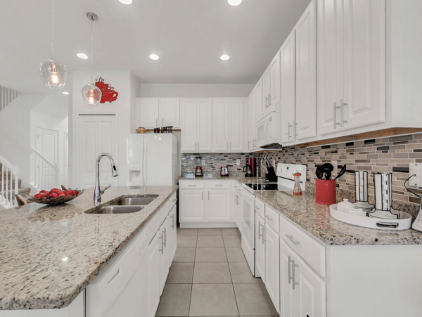 Elegant Villa Near Disney - Perfect Family Getaway